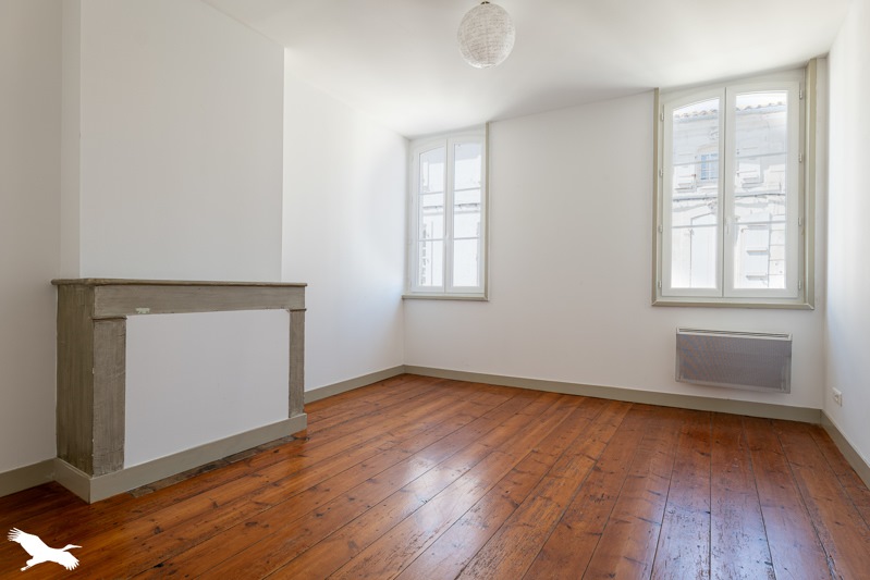 Vente Appartement SAINTES - 3 pièces -75 m² - (17100)