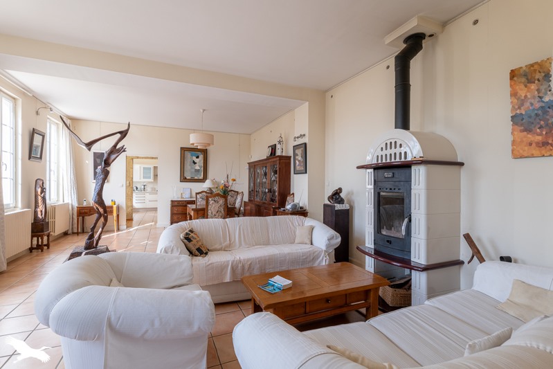 Vente Maison SAINTES - 6 pièces -200 m² - (17100)