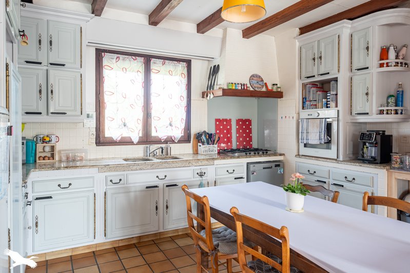 Vente Maison SAINTES - 6 pièces -144 m² - (17100)