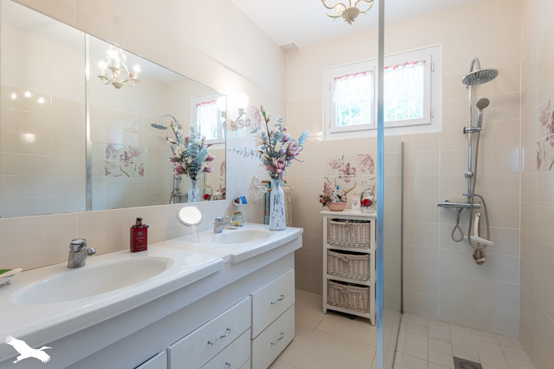Vente Maison CHERMIGNAC - 5 pièces -111 m² - (17460)