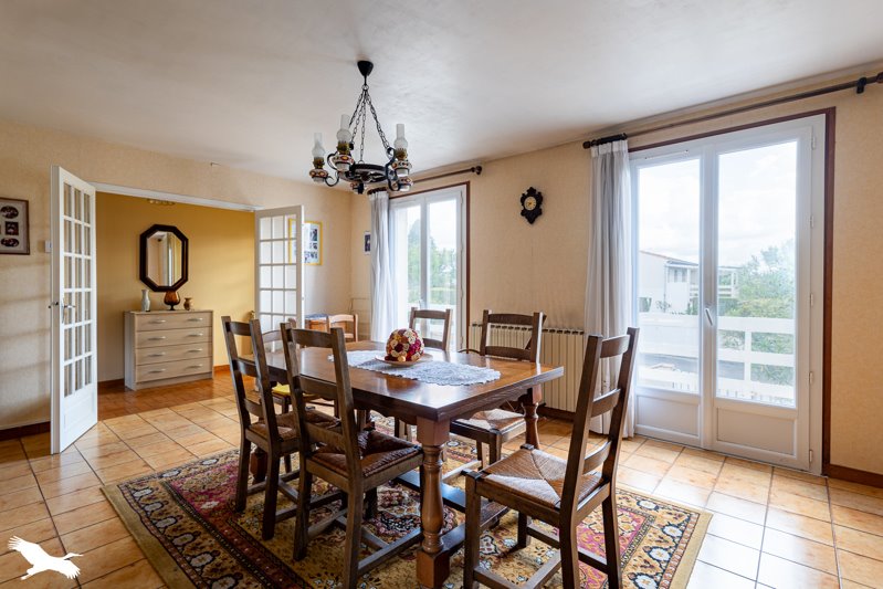 Vente Maison SAINTES - 4 pièces -99 m² - (17100)
