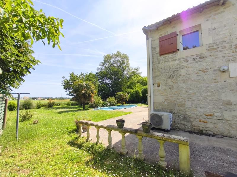 Vente Maison RETAUD - 5 pièces -120 m² - (17460)