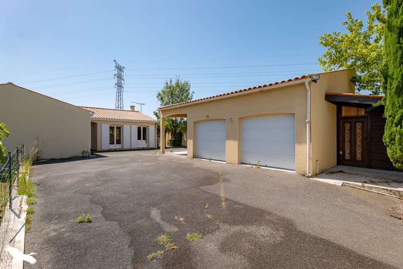 Vente Maison SAINTES - 6 pièces -183 m² - (17100)