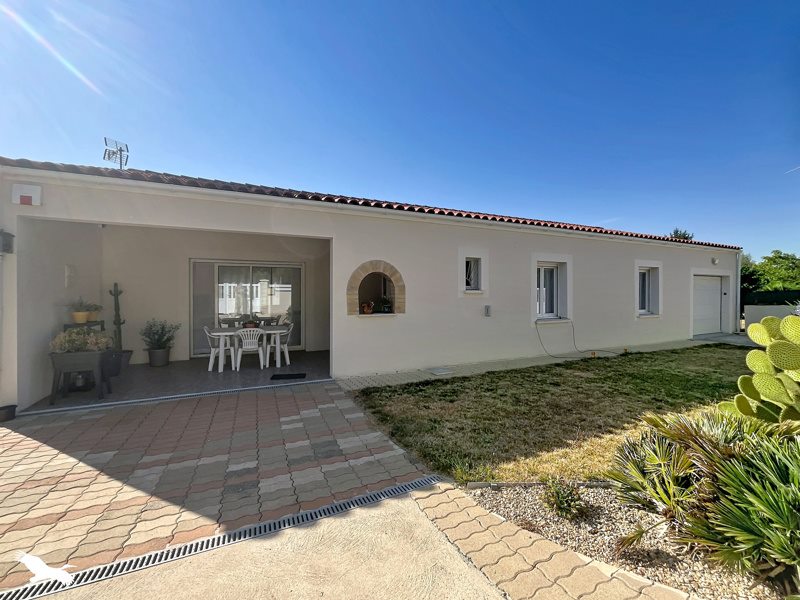 Vente Maison SAINTES - 4 pièces -106 m² - (17100)
