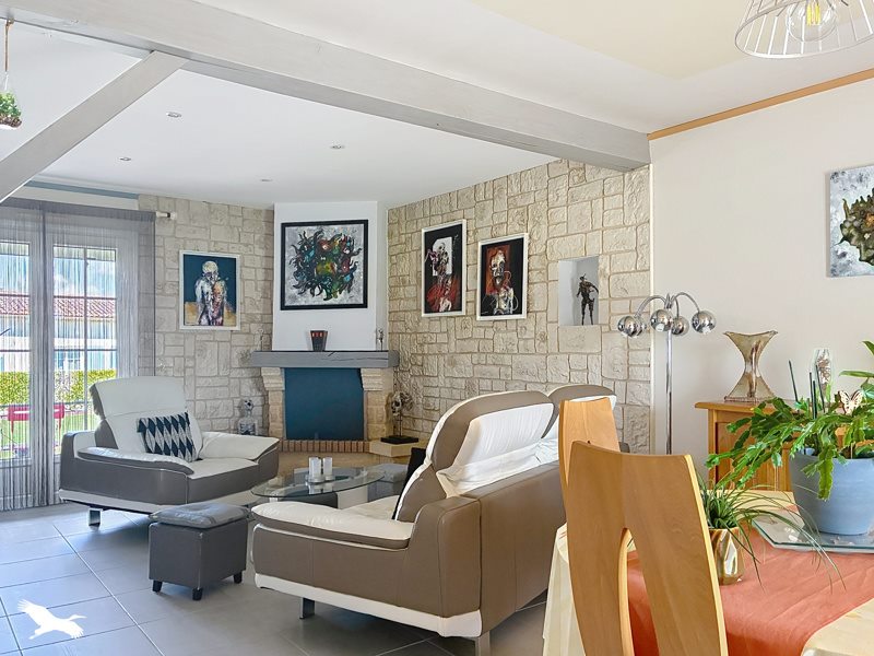 Vente Maison THENAC - 5 pièces -120 m² - (17460)