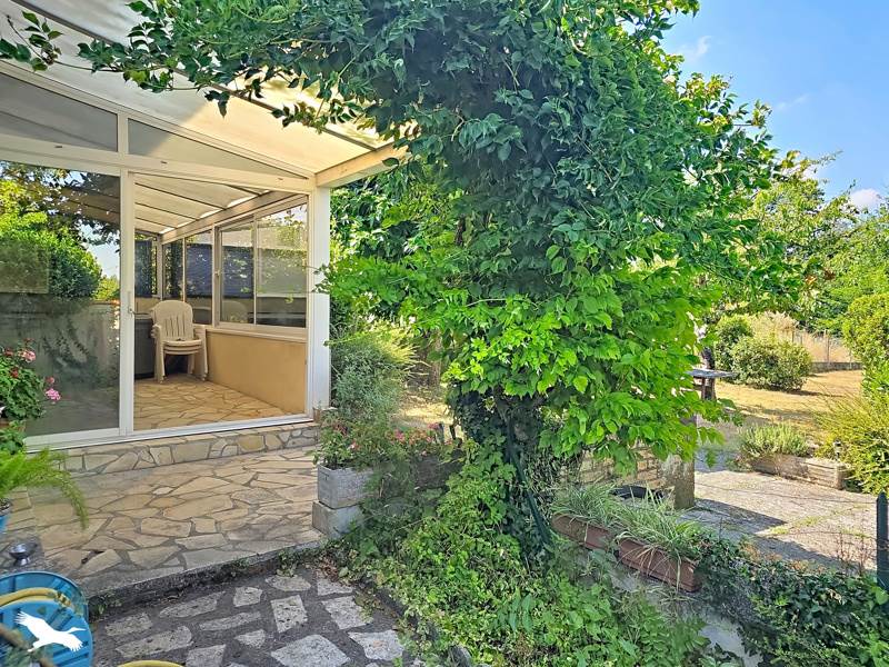 Vente Maison SAINTES - 5 pièces -102 m² - (17100)