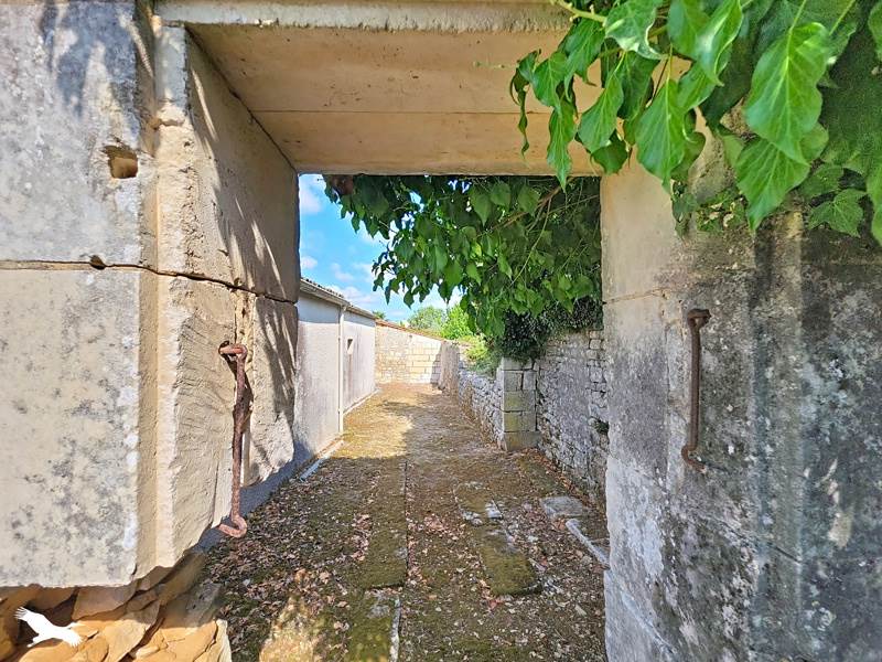 Vente Maison THENAC 17460 4 pièces - 100 m²