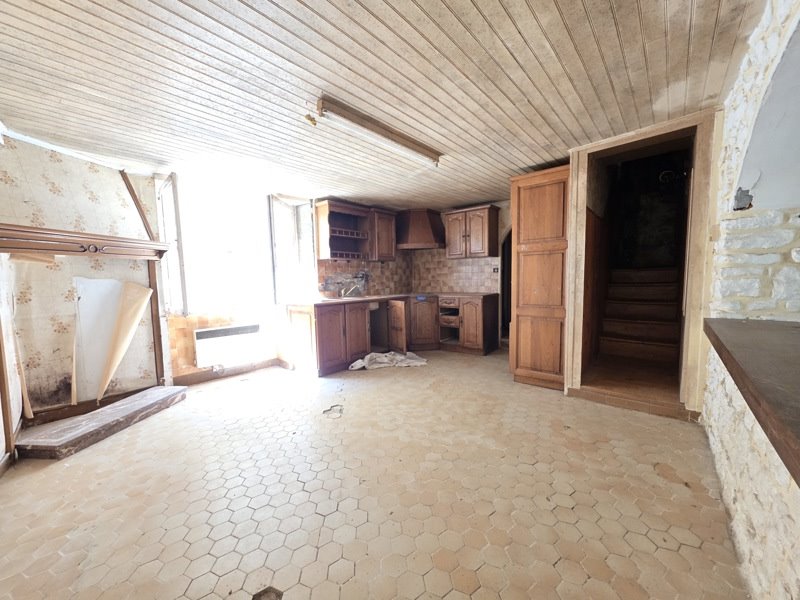 Vente Maison SAINTES - 5 pièces -124 m² - (17100)