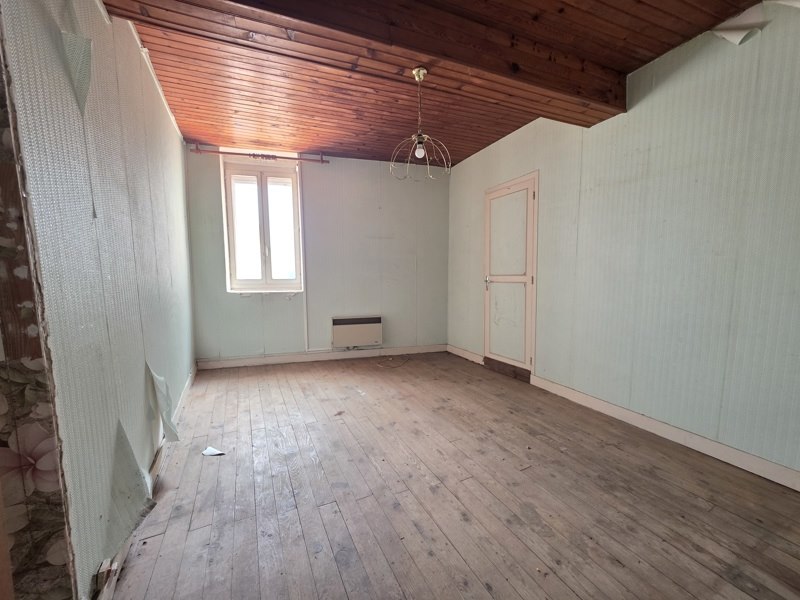 Vente Maison SAINTES - 5 pièces -124 m² - (17100)