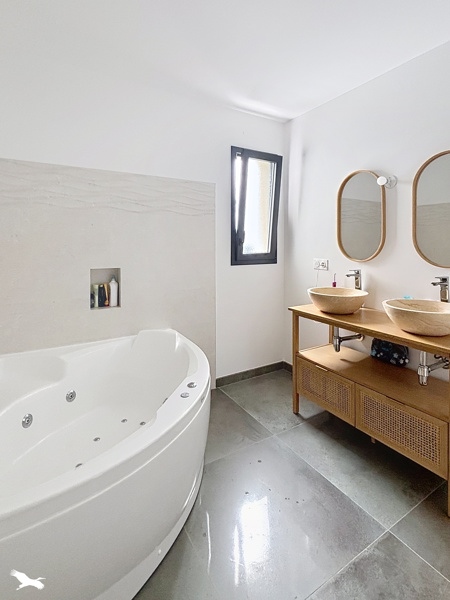Vente Maison ECURAT - 4 pièces -125 m² - (17810)