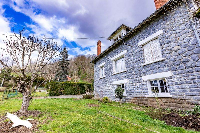 Vente Maison ARGENTAT SUR DORDOGNE - 8 pièces -184 m² - (19400)
