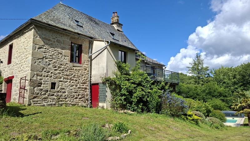 Vente Maison ST MARTIN LA MEANNE - 6 pièces -116 m² - (19320)