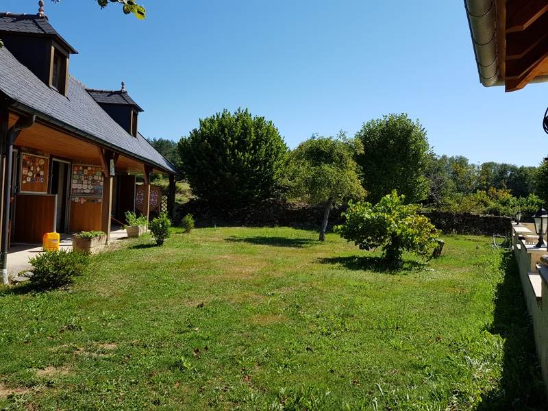 Vente Maison GROS CHASTANG - 7 pièces -217 m² - (19320)