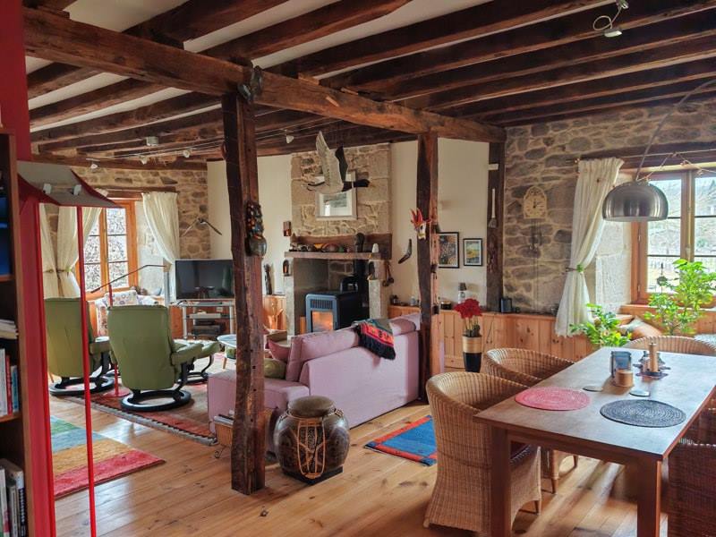 Vente Maison ST JULIEN LE PELERIN - 7 pièces -173 m² - (19430)