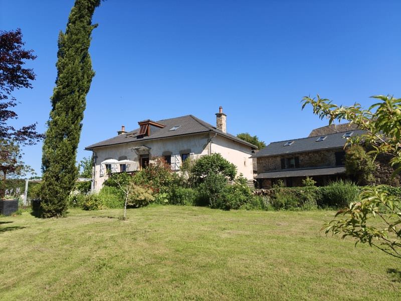 Vente Maison ST JULIEN LE PELERIN - 7 pièces -173 m² - (19430)