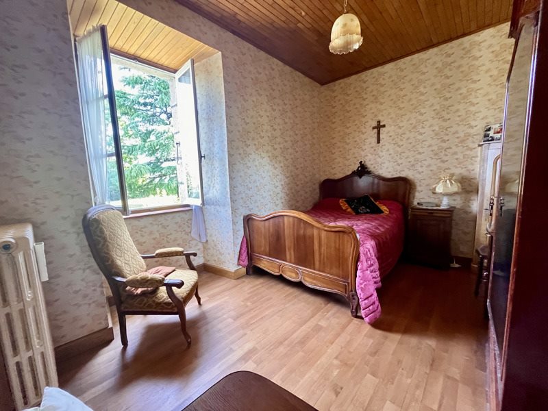 Vente Maison ST JULIEN AUX BOIS - 11 pièces -193 m² - (19220)
