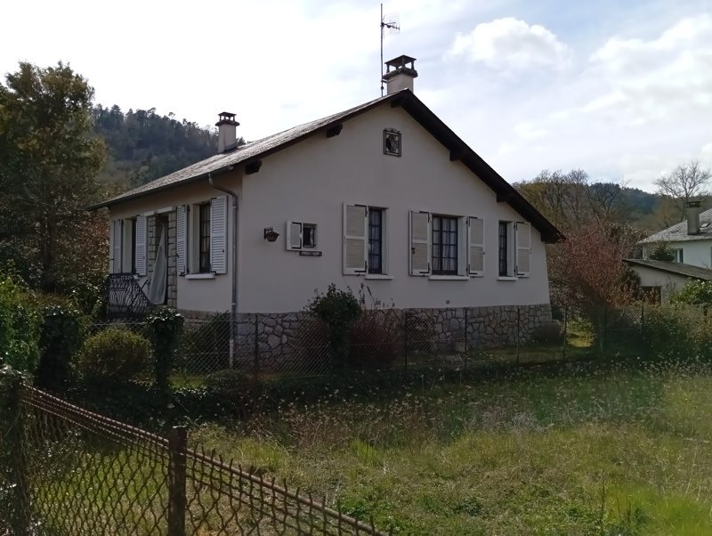 Vente Maison ST CHAMANT - 5 pièces -80 m² - (19380)