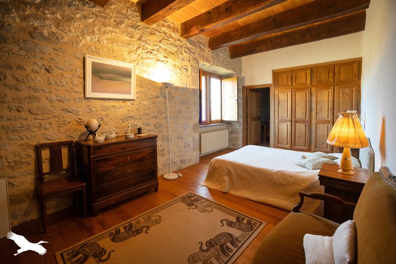Vente Château AMBEYRAC - 7 pièces -295 m² - (12260)