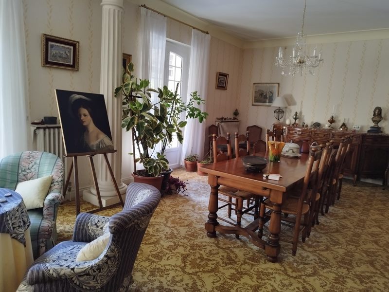 Vente Maison VIVIEZ - 9 pièces -300 m² - (12110)