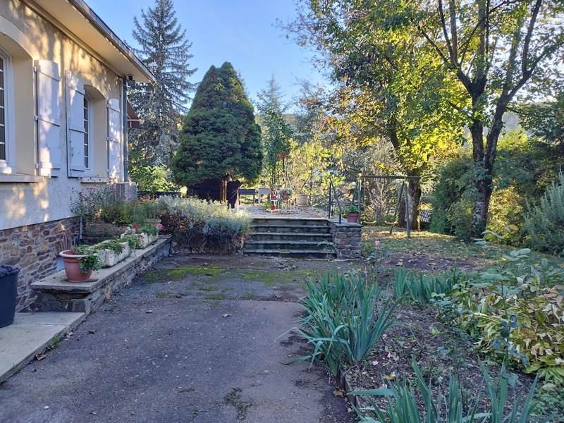 Vente Maison VIVIEZ - 9 pièces -300 m² - (12110)