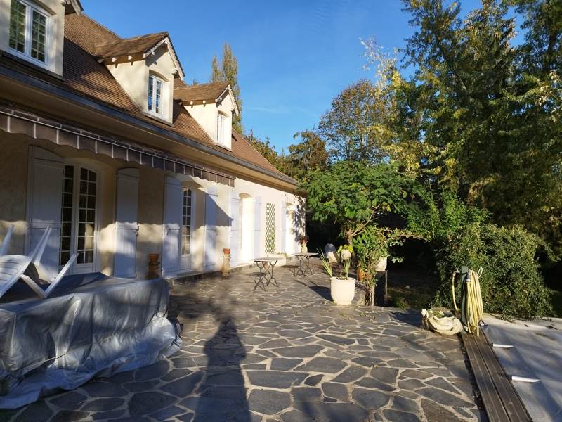 Vente Maison VIVIEZ - 9 pièces -300 m² - (12110)