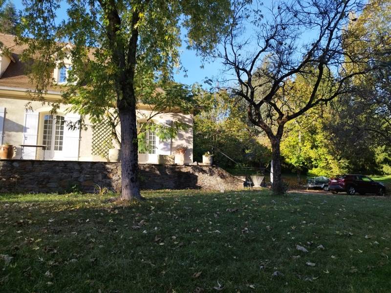 Maison 9 pièces 300 m² · à Viviez · 300 m² · 328 200 €