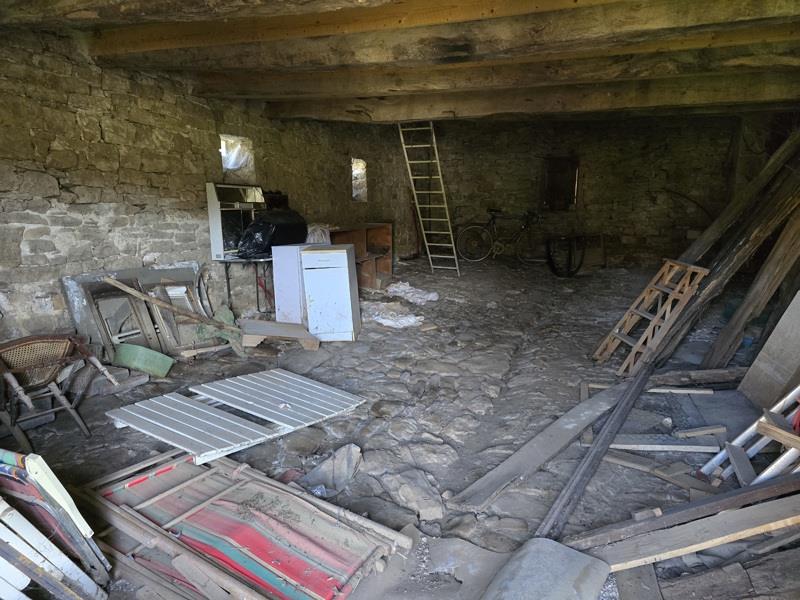 Vente Grange SALLES COURBATIES - 1 pièce -55 m² - (12260)
