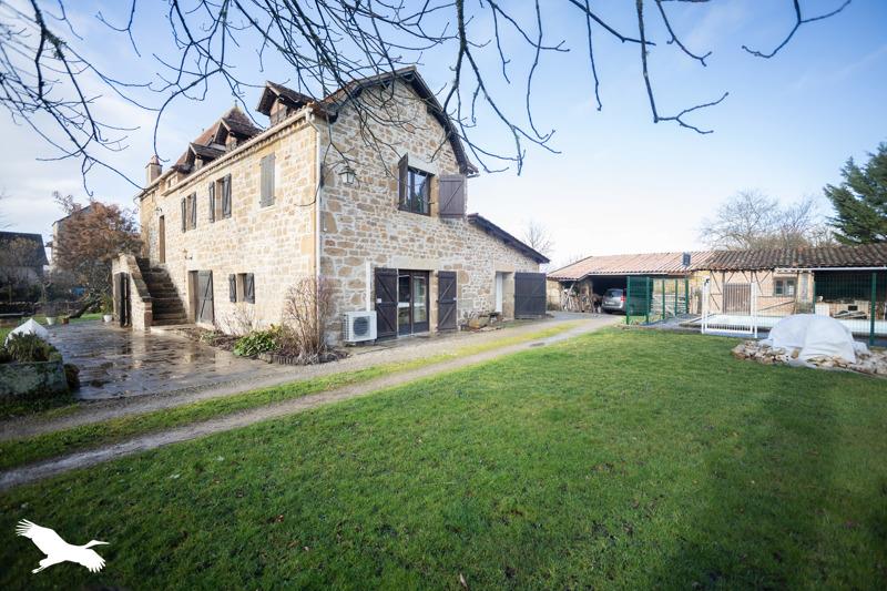 Vente Maison CAUSSE ET DIEGE - 7 pièces -257 m² - (12700)
