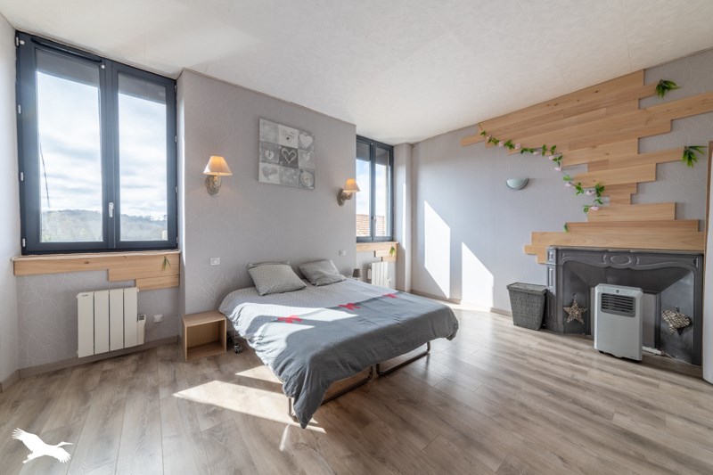 Vente Maison VILLEFRANCHE DU PERIGORD - 6 pièces -212 m² - (24550)