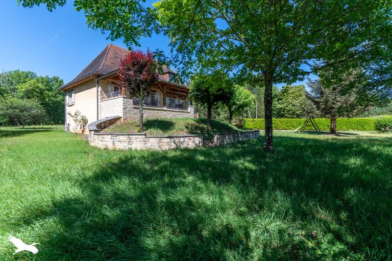 Vente Maison CASTELFRANC - 6 pièces -145 m² - (46140)
