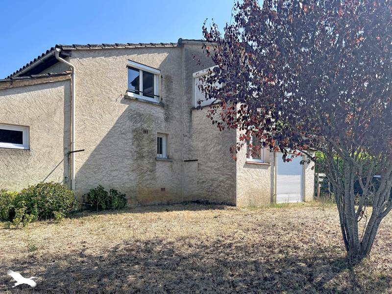 Vente Maison Puy-l'Évêque - 40 pièces -600 m² - (46700)