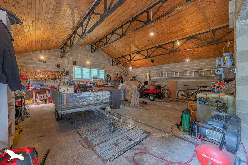 Vente Maison CORNEBARRIEU - 6 pièces -300 m² - (31700)