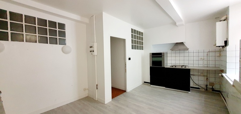 Vente Immeuble MONTREJEAU - -  180 m² - (31210)