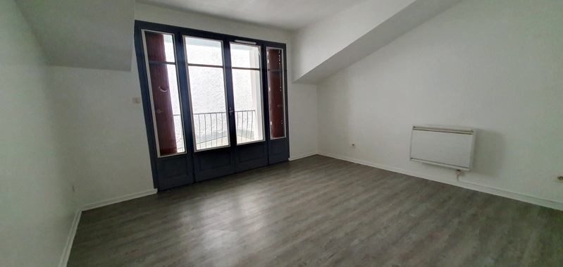 Vente Immeuble MONTREJEAU - -  180 m² - (31210)