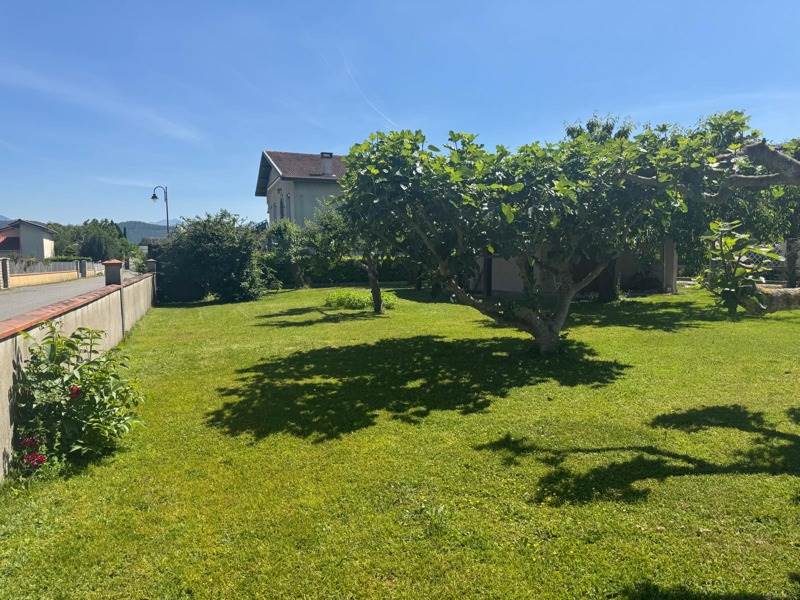 Vente Terrain AUSSON - -608 m² - (31210)