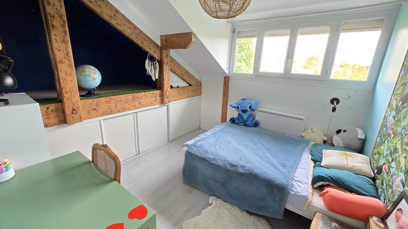 Vente Maison ST JEAN D ILLAC - 6 pièces -135 m² - (33127)