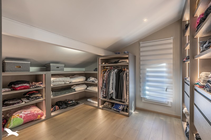 Vente Maison ST JEAN D ILLAC - 7 pièces -178 m² - (33127)