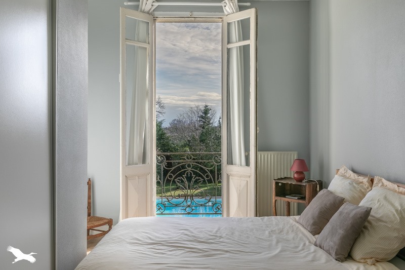 Vente Maison ST JEAN D ILLAC - 10 pièces -228 m² - (33127)