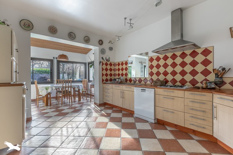 Vente Maison ST JEAN D ILLAC - 7 pièces -201 m² - (33127)