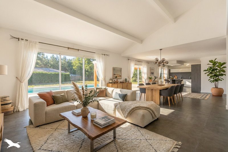 Vente Maison ST JEAN D ILLAC - 6 pièces -183 m² - (33127)