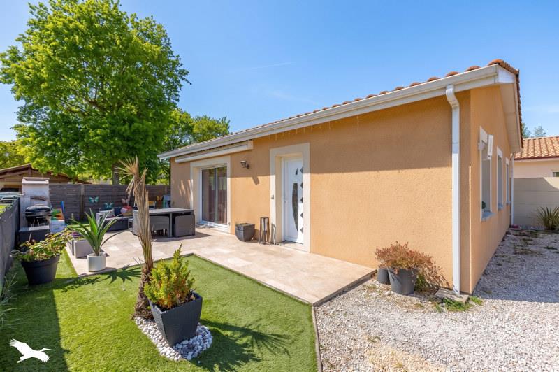 Vente Maison ST JEAN D ILLAC - 4 pièces -81 m² - (33127)