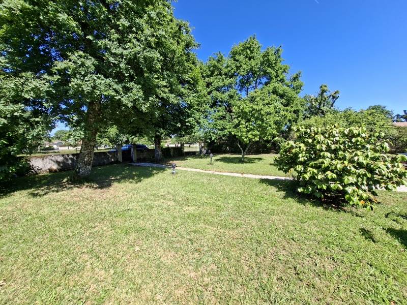 Vente Maison ST JEAN D ILLAC - 4 pièces -90 m² - (33127)