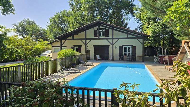 Vente Maison ST JEAN D ILLAC 33127 6 pièces - 159 m²
