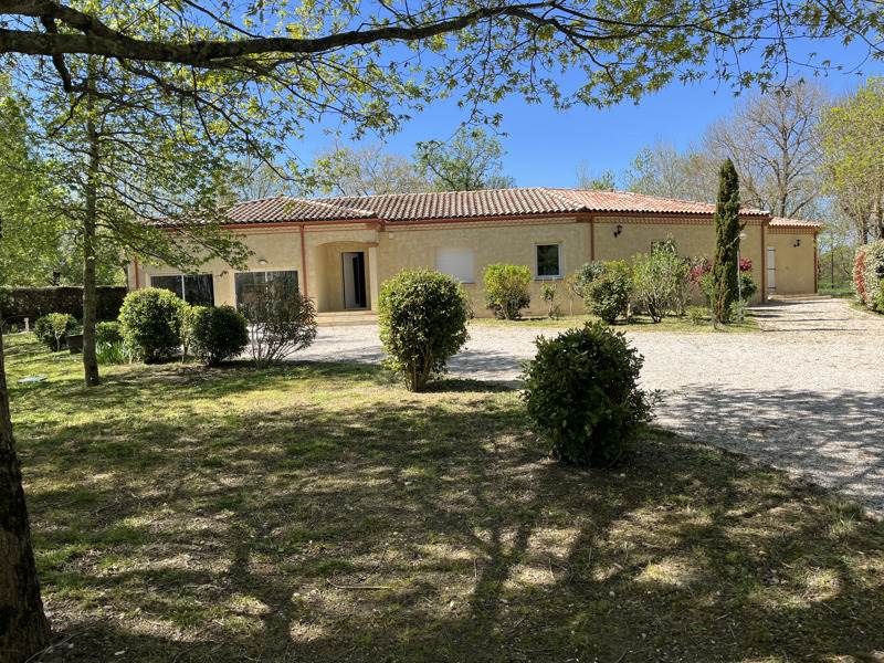 Vente Maison ROUMENS - 8 pièces -198 m² - (31540)
