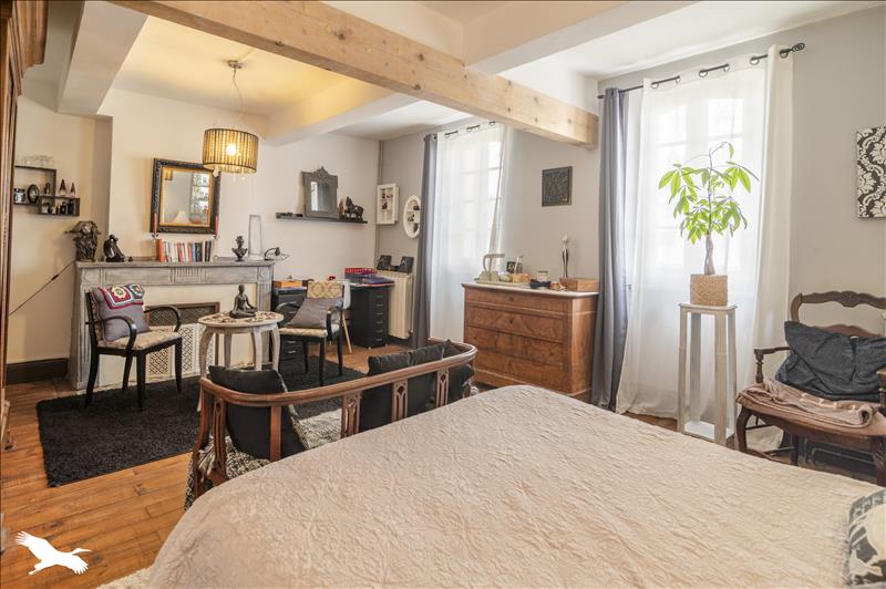 Vente Maison REVEL - 6 pièces -187 m² - (31250)