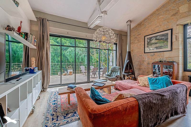 Vente Maison LAROQUE - 6 pièces -143 m² - (33410)