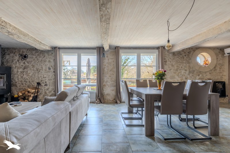 Vente Maison VIRELADE - 5 pièces -150 m² - (33720)
