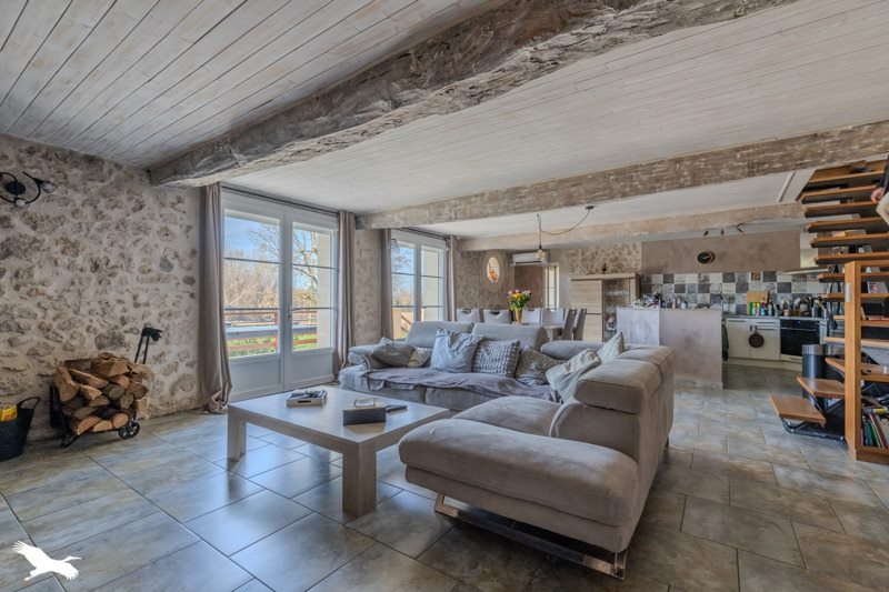 Vente Maison VIRELADE - 5 pièces -150 m² - (33720)
