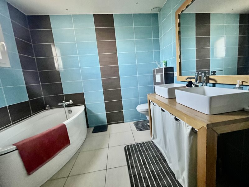 Vente Maison PORTETS - 4 pièces -100 m² - (33640)