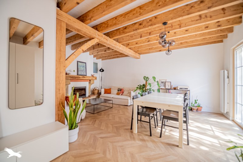Vente Maison LESTIAC SUR GARONNE - 4 pièces -138 m² - (33550)